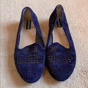 Mesh royal blue shoes